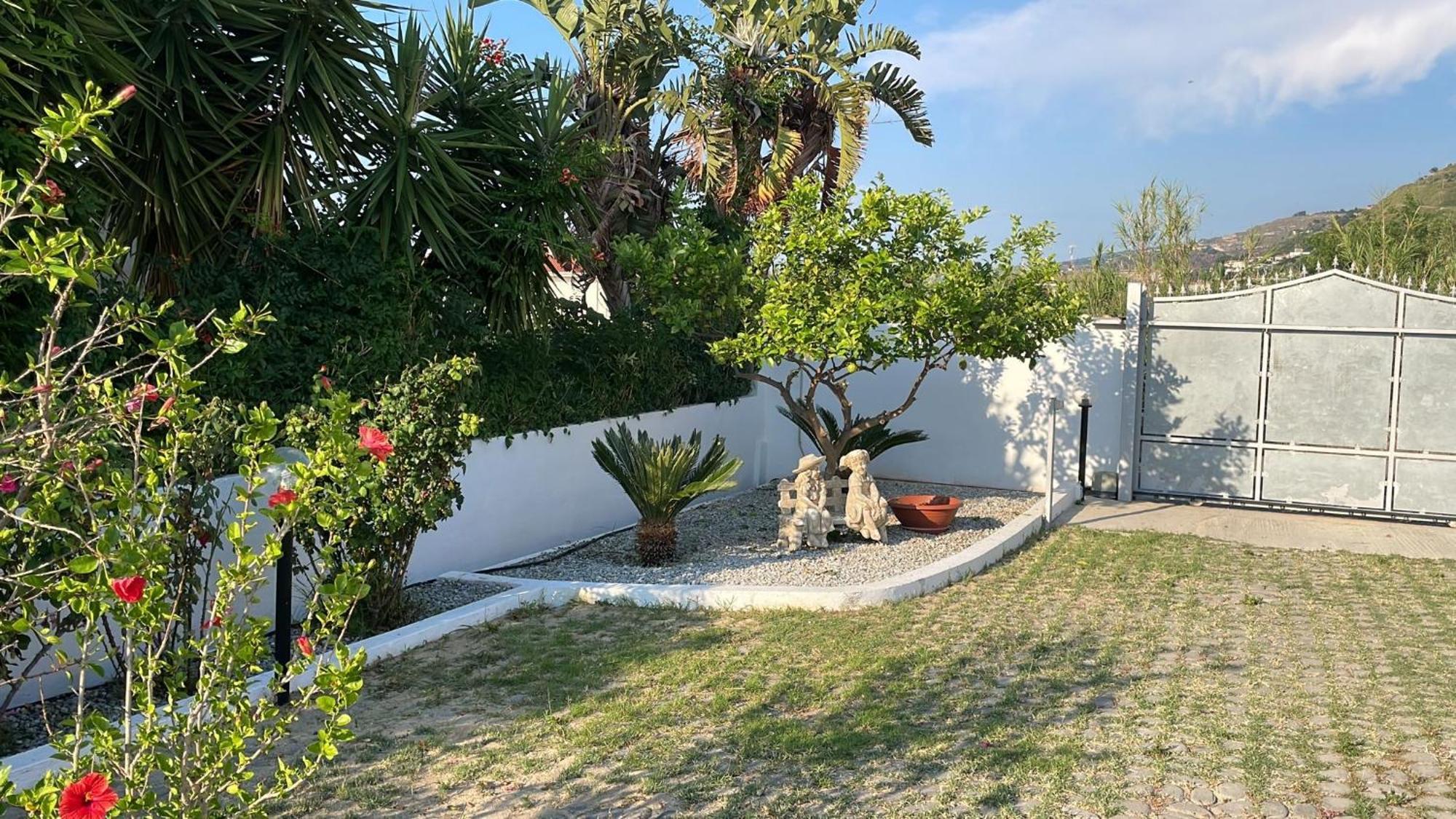 Residenza San Michele Villa Тропеа Екстериор снимка